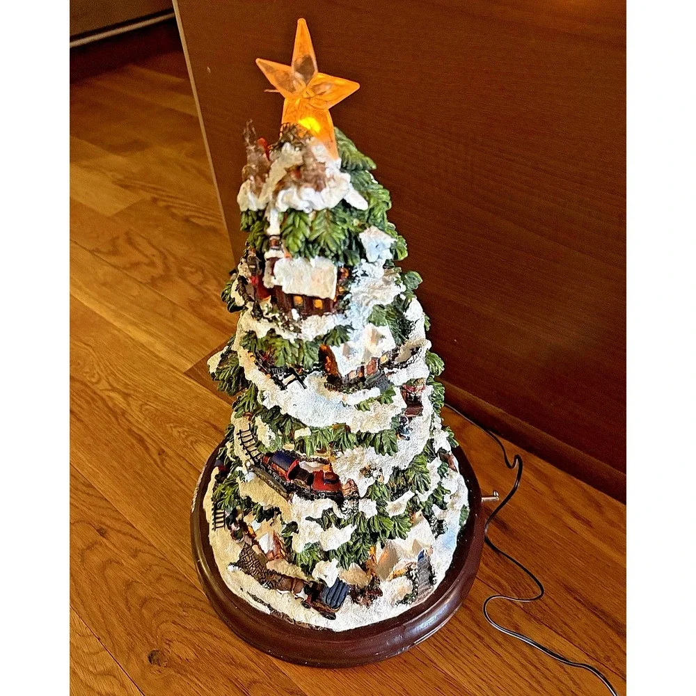 Rare LivingHome Christmas 18